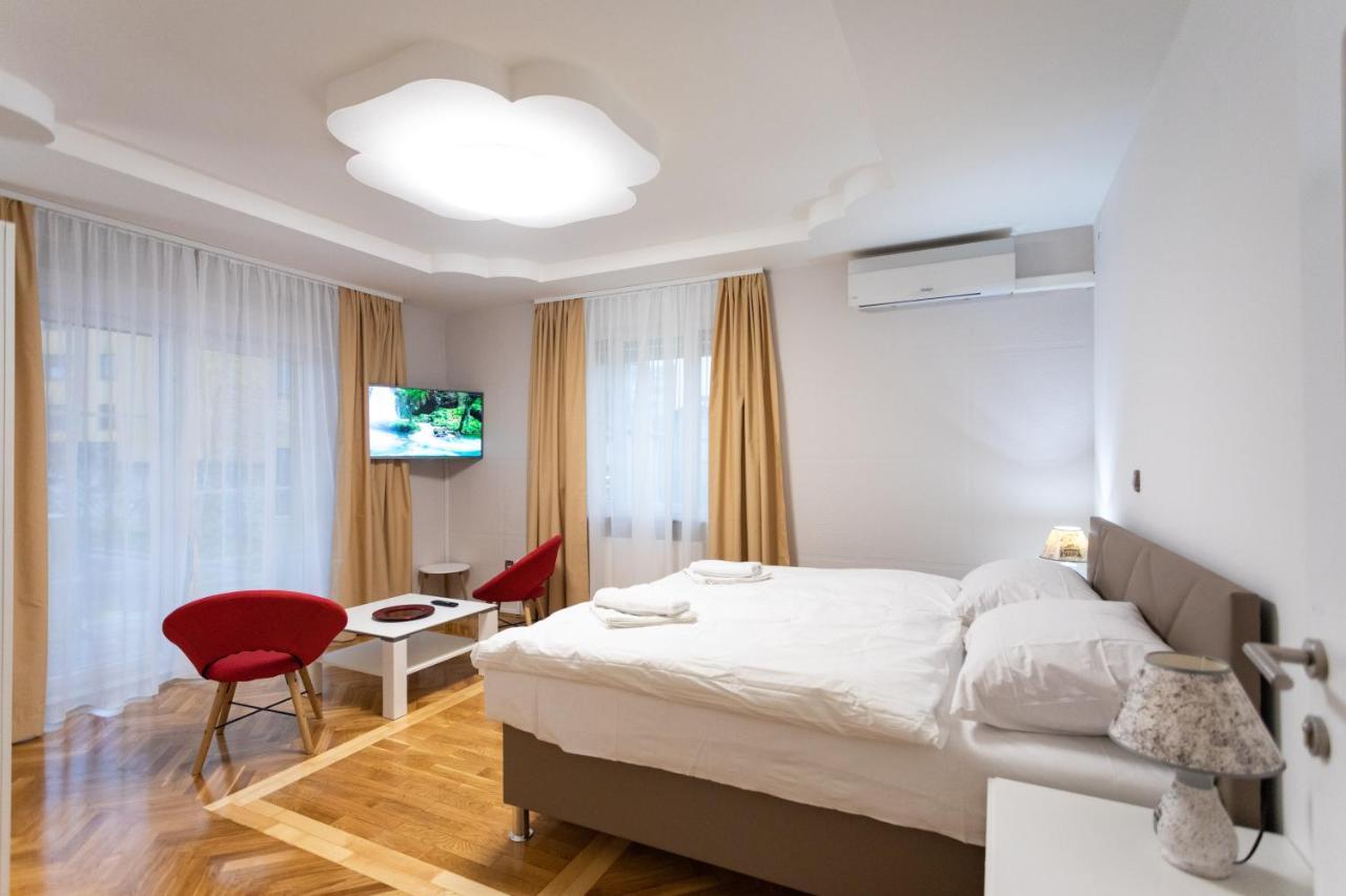 Apartments And Rooms Rubina Ljubljana Bagian luar foto