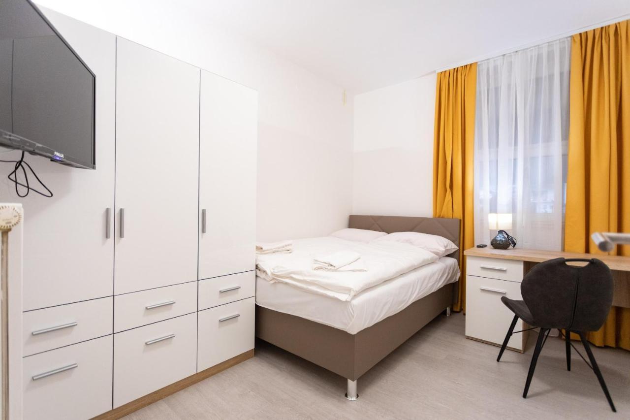 Apartments And Rooms Rubina Ljubljana Bagian luar foto