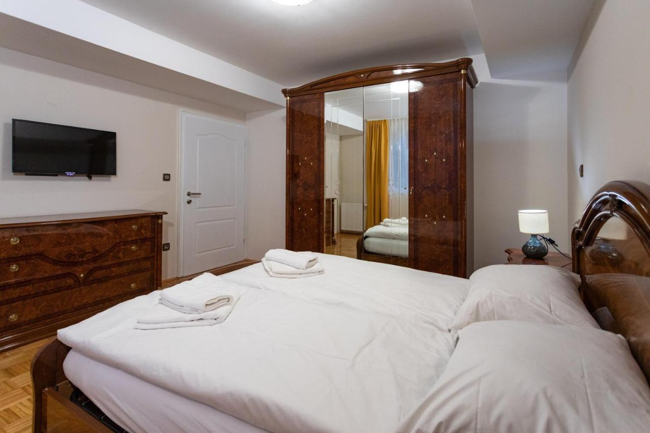 Apartments And Rooms Rubina Ljubljana Bagian luar foto